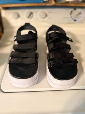 Nike | Shoes | Nike Black Ventilated Slipon Foam Clogs  display picture 3